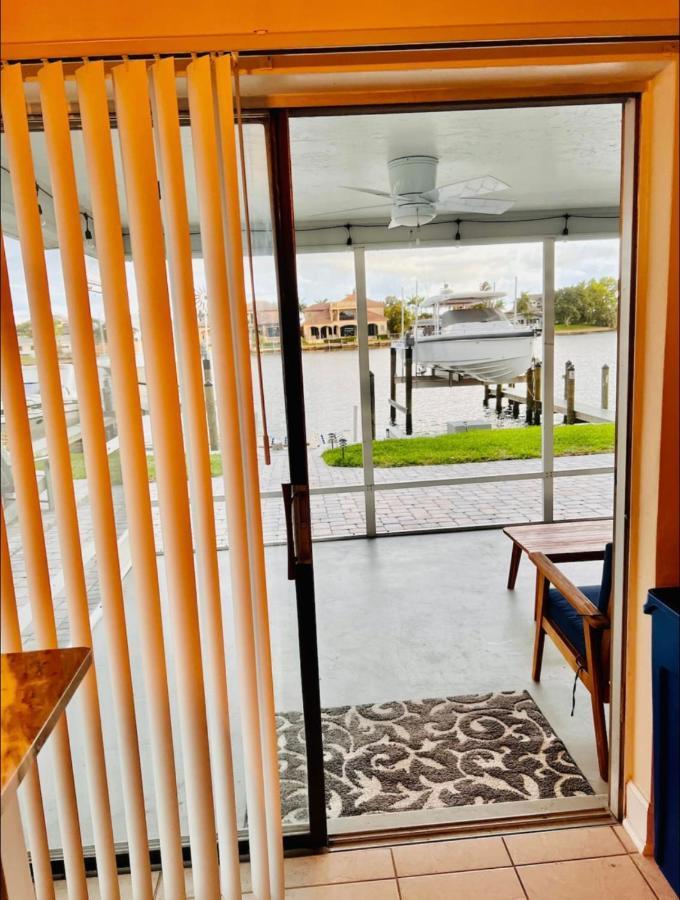 Cheerful Home With Two Bedrooms Cape Coral Ngoại thất bức ảnh