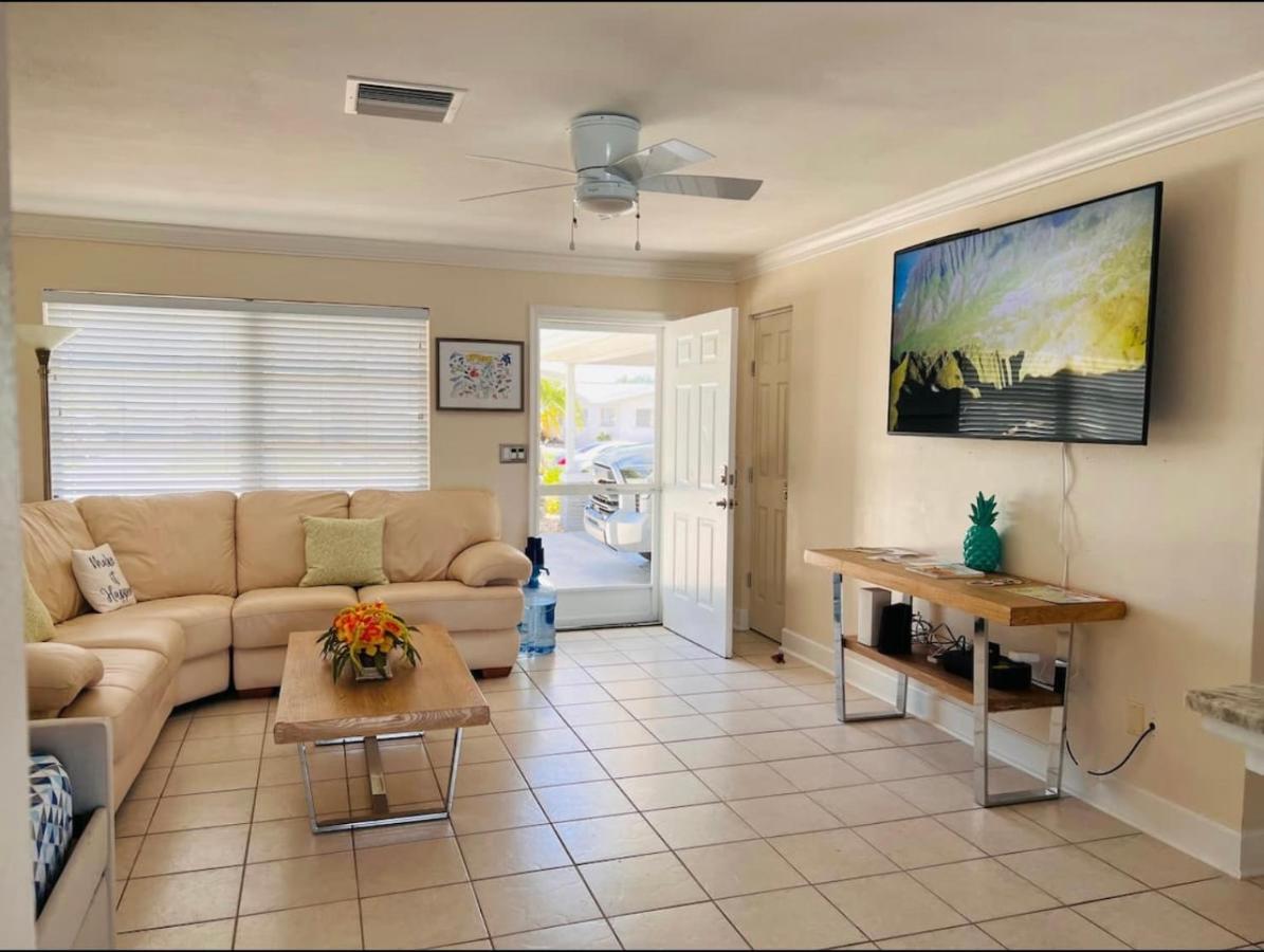 Cheerful Home With Two Bedrooms Cape Coral Ngoại thất bức ảnh
